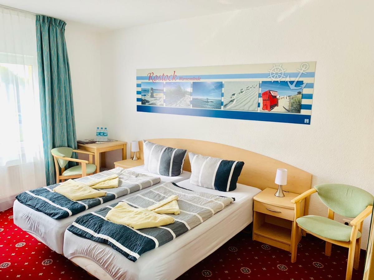 Hotel-Pension "Petridamm" Rostock Dış mekan fotoğraf