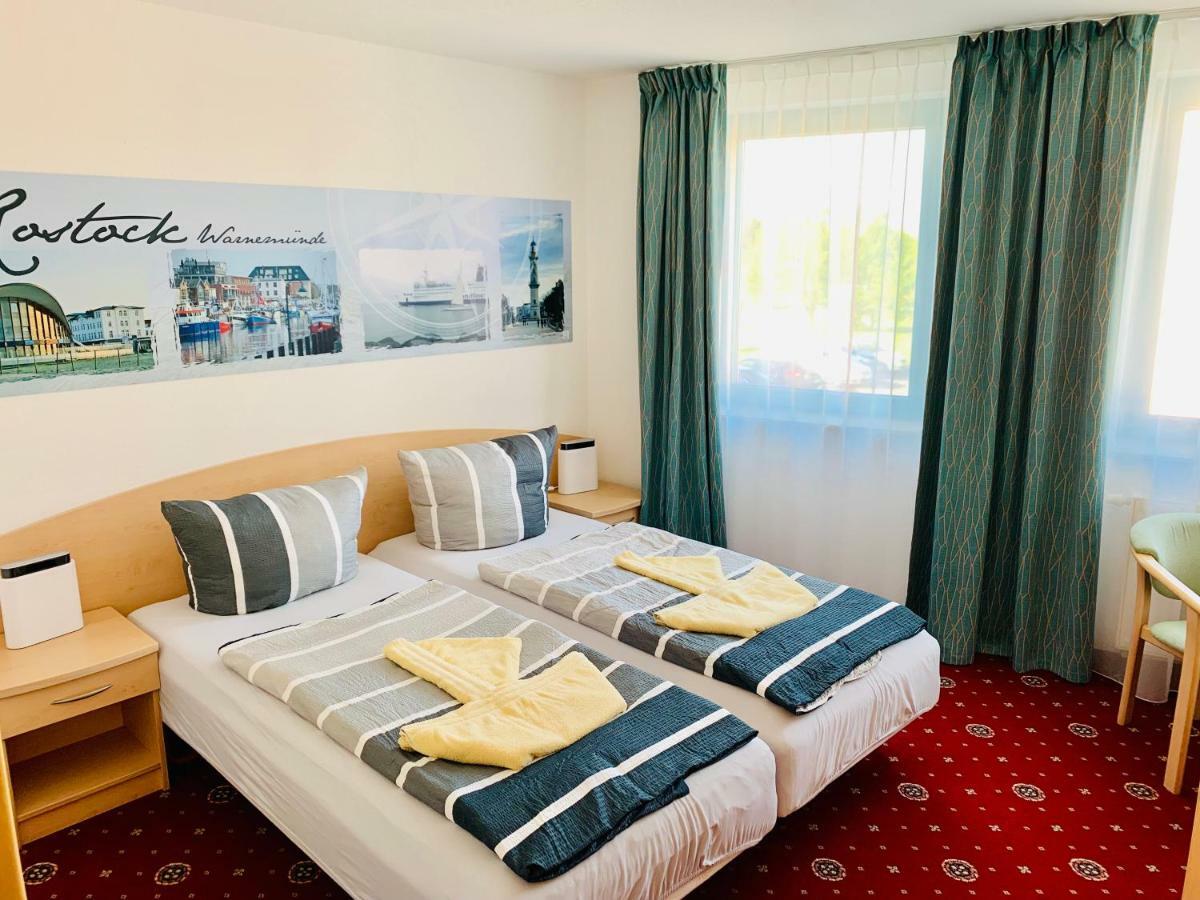Hotel-Pension "Petridamm" Rostock Dış mekan fotoğraf